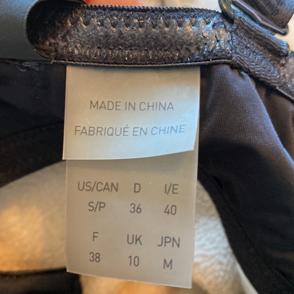 Puma By Rihanna Lace Up Crop Top - Picture 4 of 5